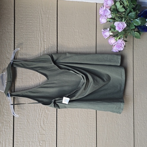 Torrid  Olive Foxy Halter Top 3x Green New NWT - Picture 8 of 9